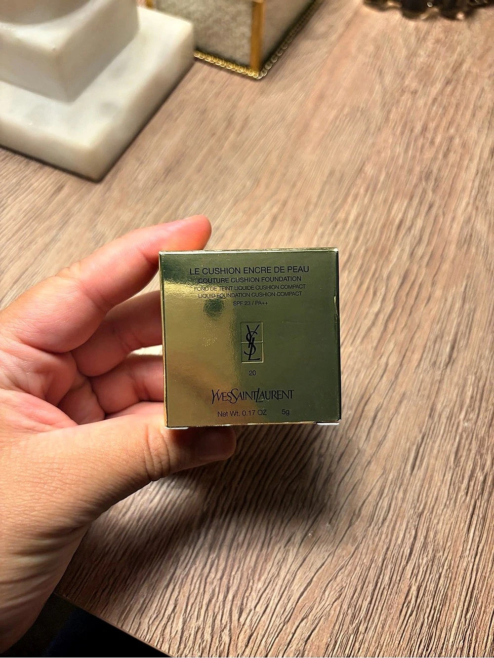 Yves Saint Laurent Le Cushion Encre de Peau Couture Cushion Foundation SPF 23